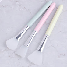 Load image into Gallery viewer, 3 Styles Wooden Handle Silicone Mask Brush